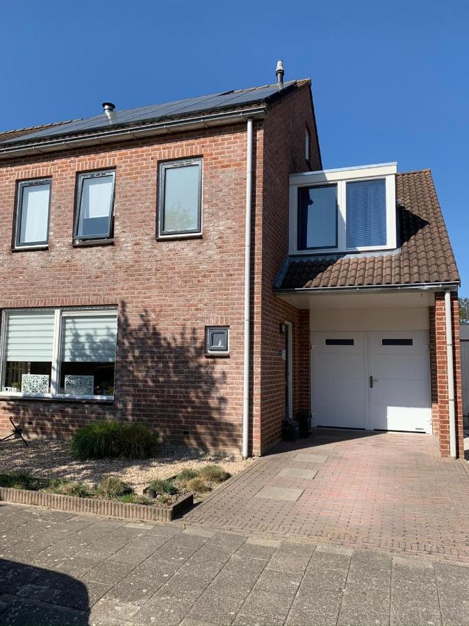 Lise'S Place Vrouwenpolder Exterior photo
